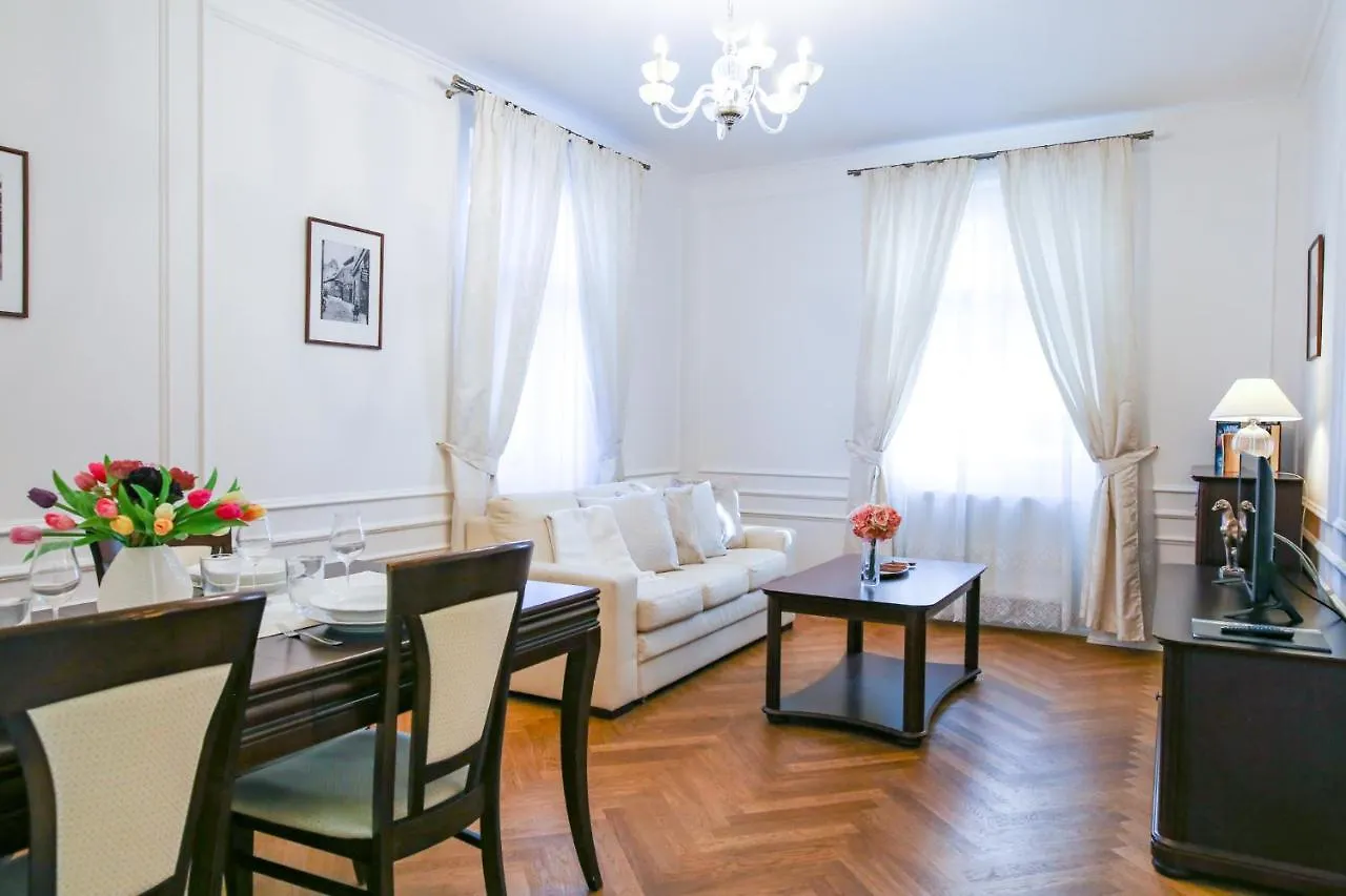 White & Gray Apartments Praga